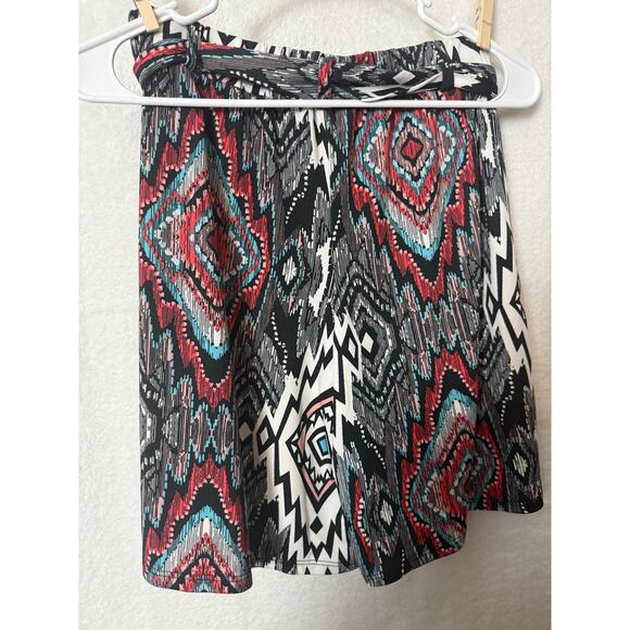 BN #12 New Directions Women’s Shorts - Size Small (NWT) - Picture 2 of 3